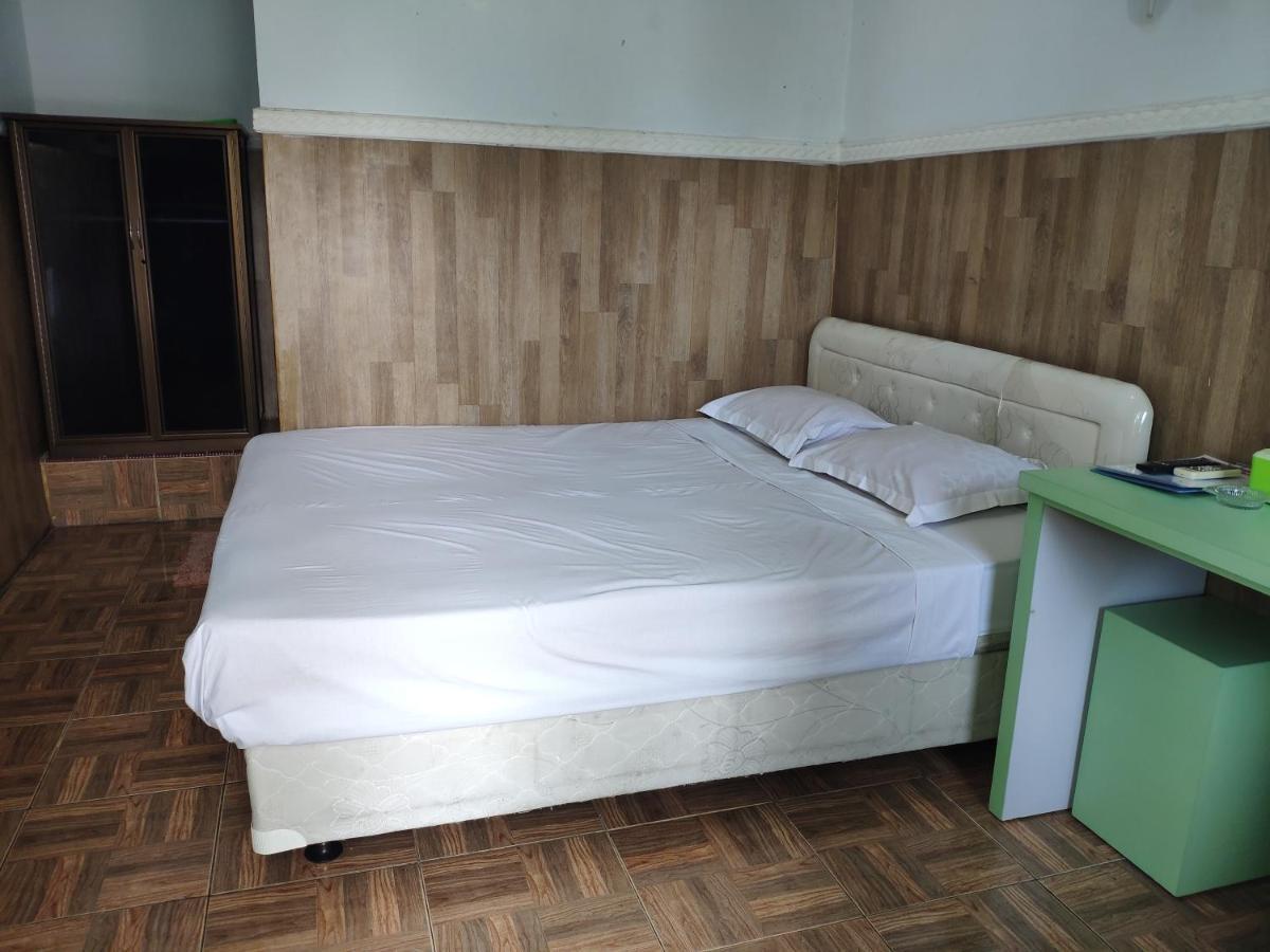 Hotel Boegenviel Syariah Lamongan Eksteriør billede
