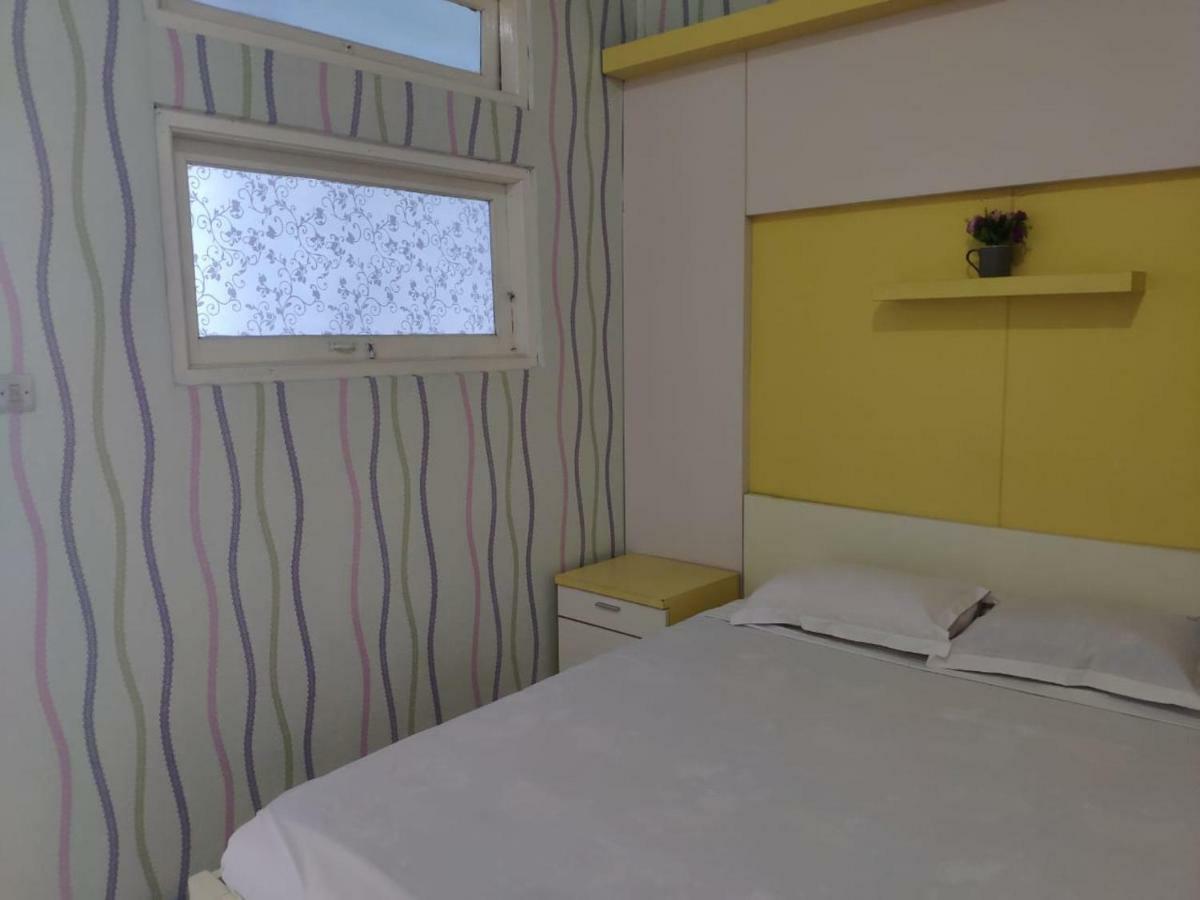 Hotel Boegenviel Syariah Lamongan Eksteriør billede